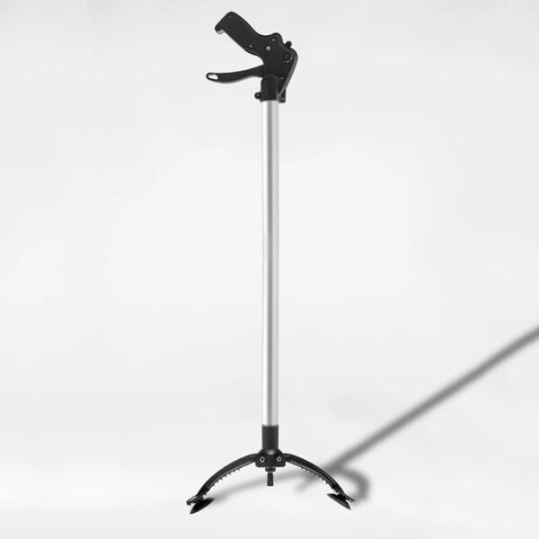 grabber reacher tool with magnetic jaw